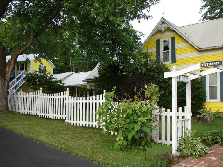 1875 Homestead Building 768x576