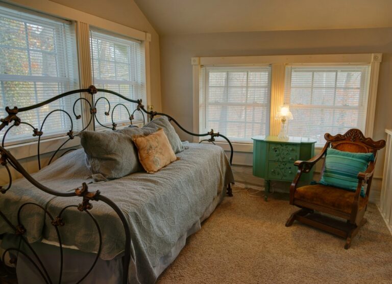 Cabin 360 Daybed 768x558