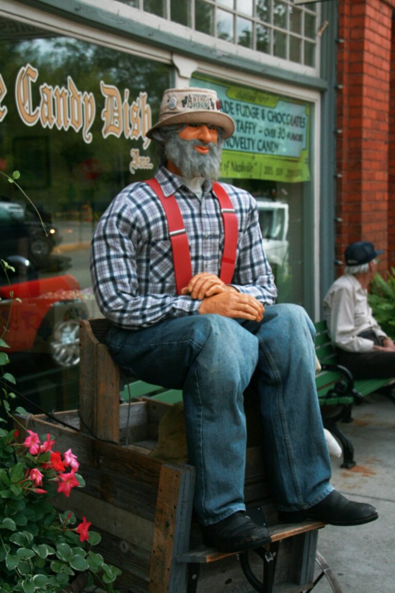 Candy Dish Talking Man 768x1152