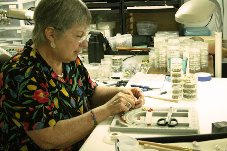 CheriPlatterProfile makingjewelry 768x512