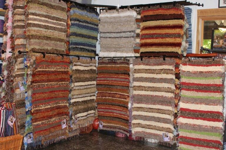 Homestead Weaving Studio rugrack4spears 768x511