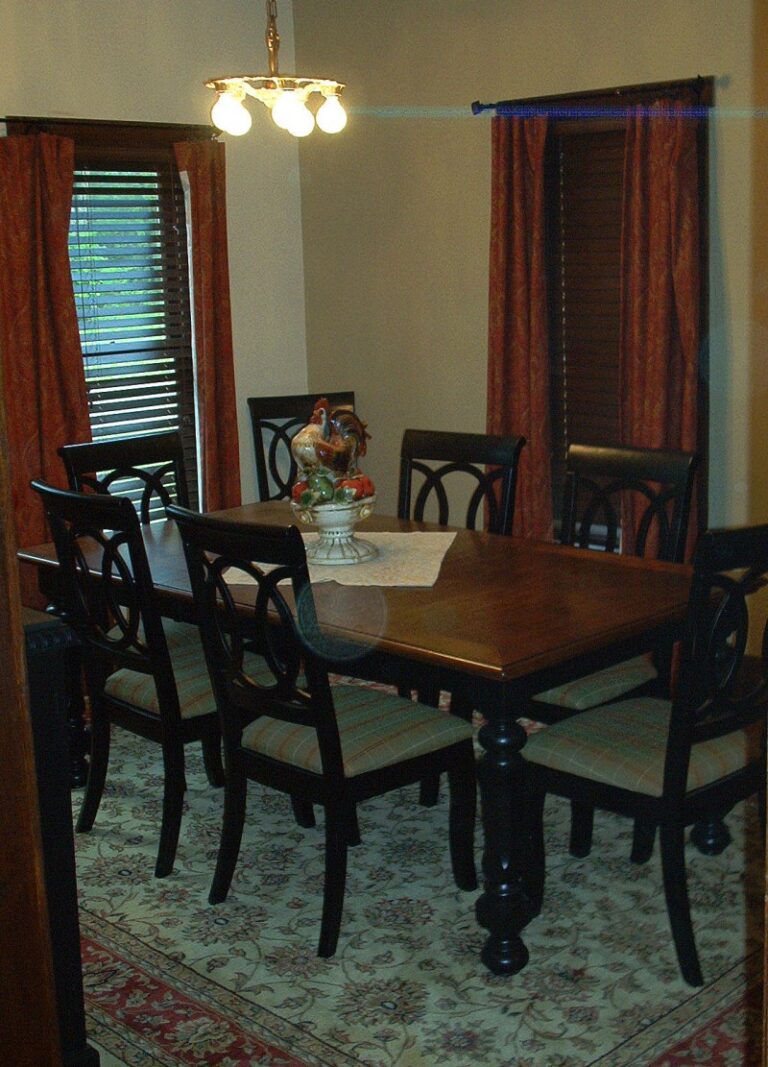 Salt Creek Dining Room 768x1067