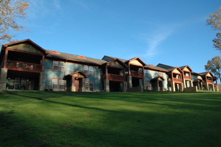 Salt Creek Golf Retreat Condos 768x511