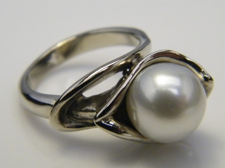 Touch of Silver  768x576