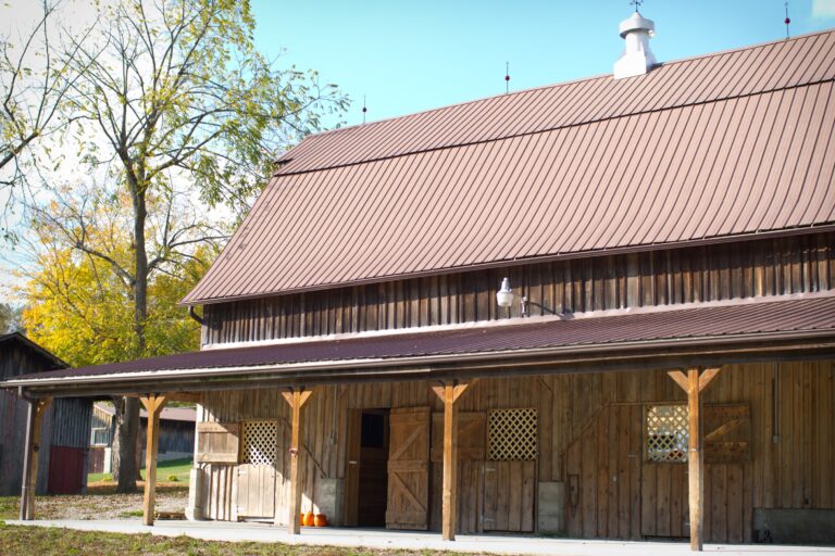 runninghorsebarn 768x512