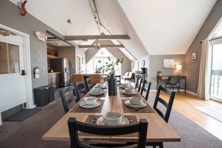 211 S. Van Buren 16 768x513