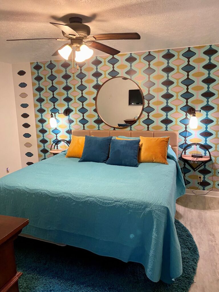 2hs bedroom blue and yellow 768x1024