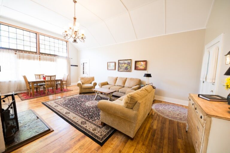 Artist Lane 21 768x512