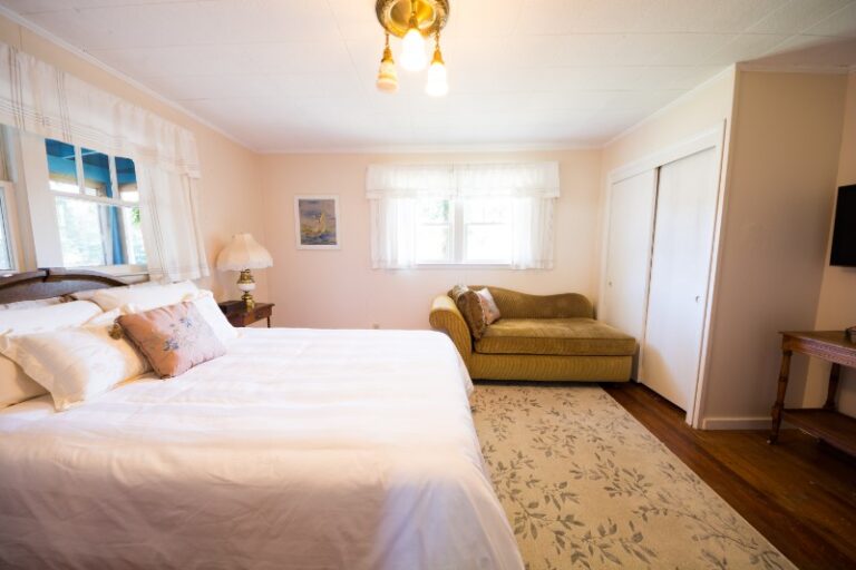 Artist Lane 37 768x512