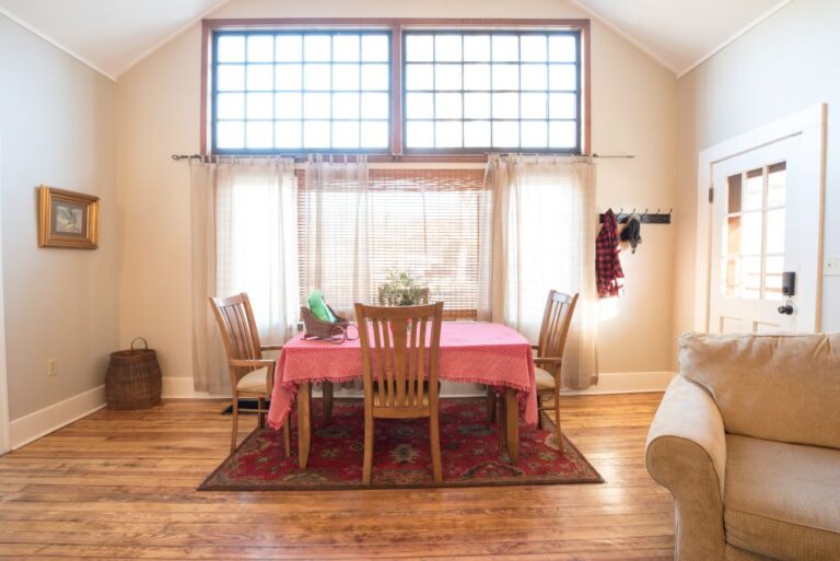 Artist Lane Christmas 20 768x513