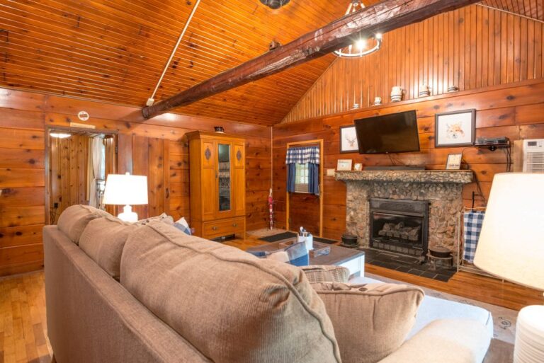 Blue Moon 21 768x513