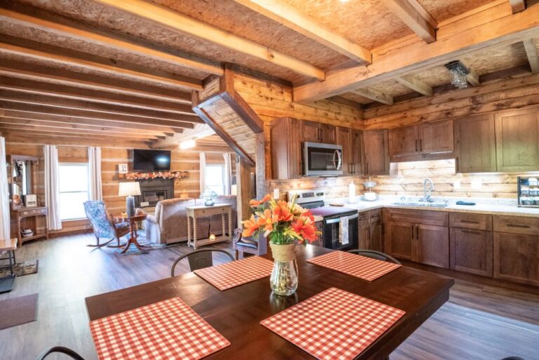 Charley 5 of 48 768x513