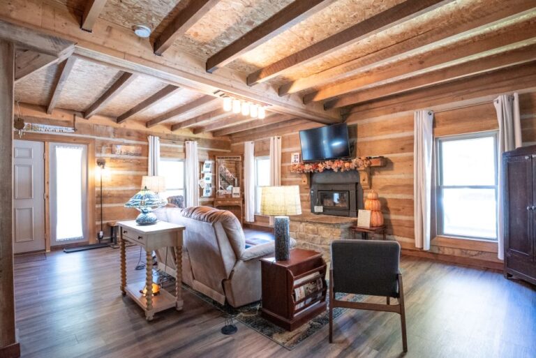 Charley 9 of 48 768x513