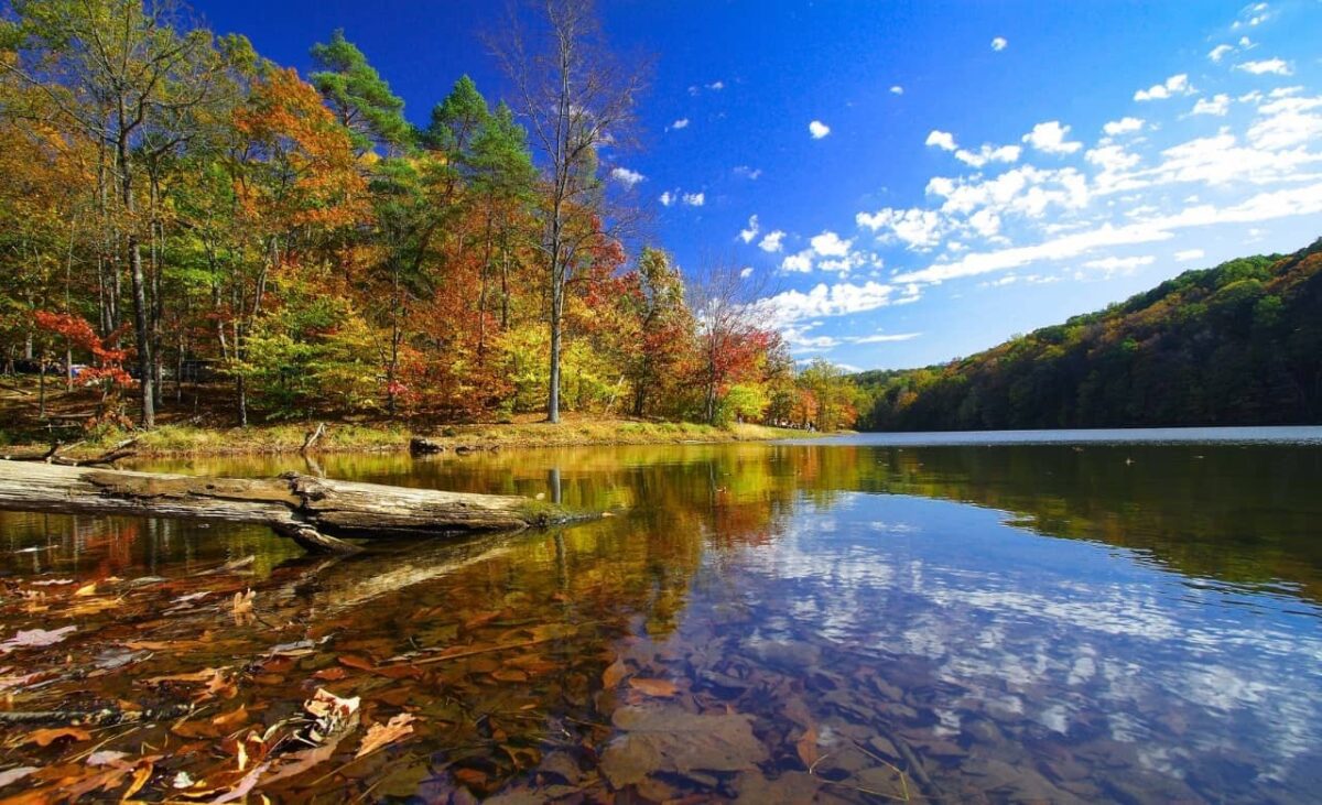 Strahl Lake Hike, Brown County State Park