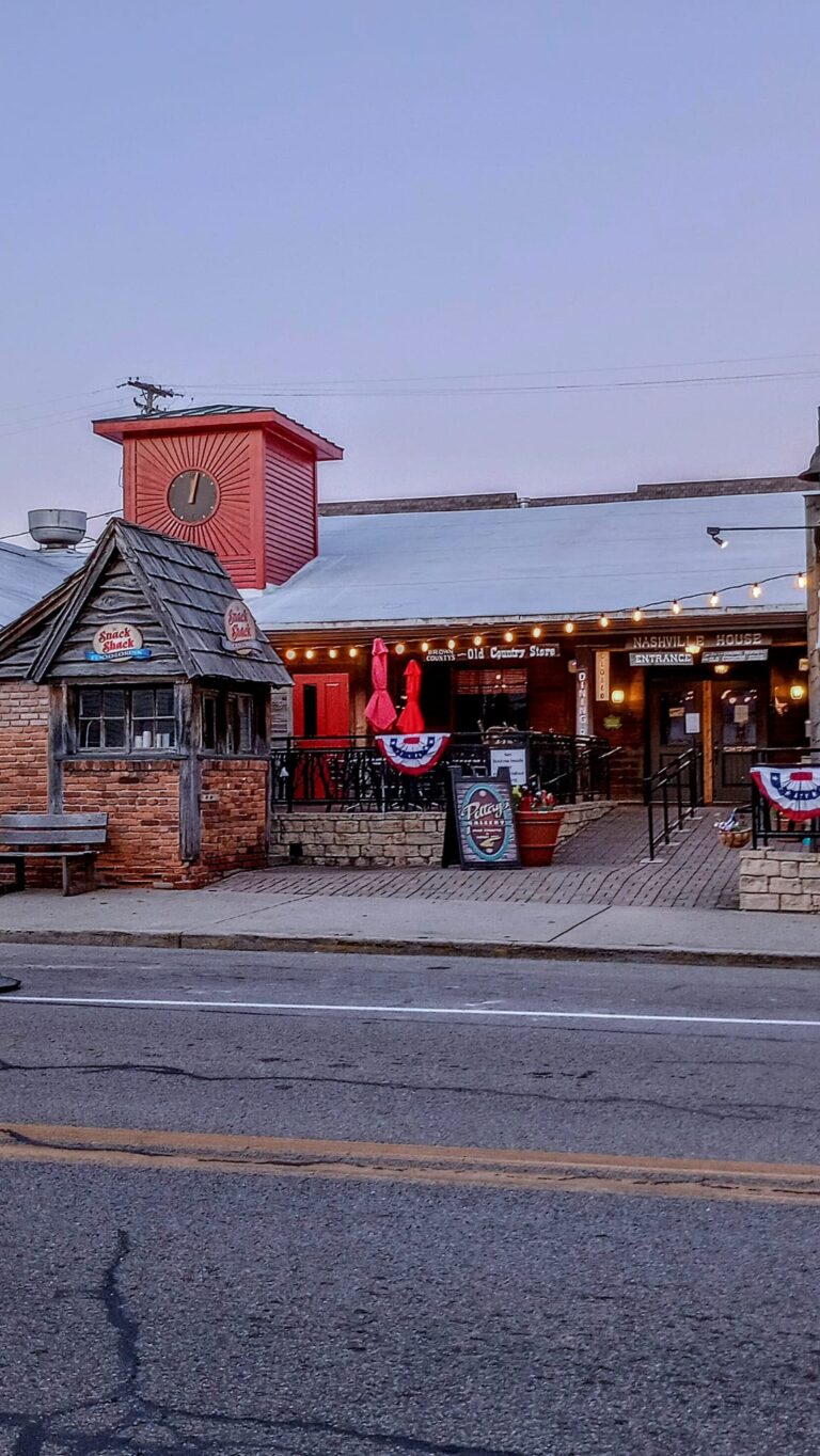 449113686 2638050686382031 4299157321910343917 n 768x1364