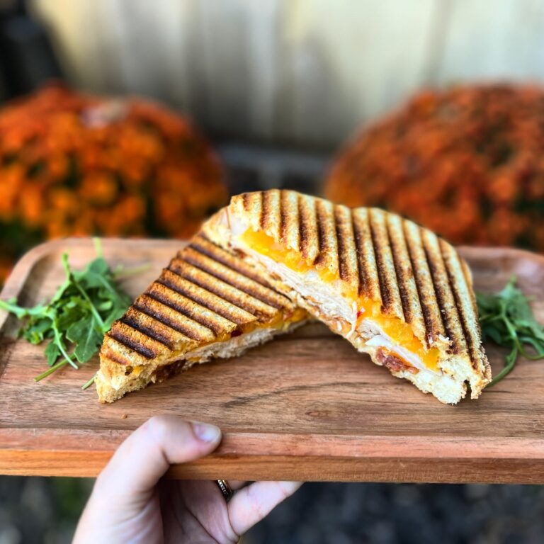 462742413 18142605820354919 1059122068605774617 n 768x768