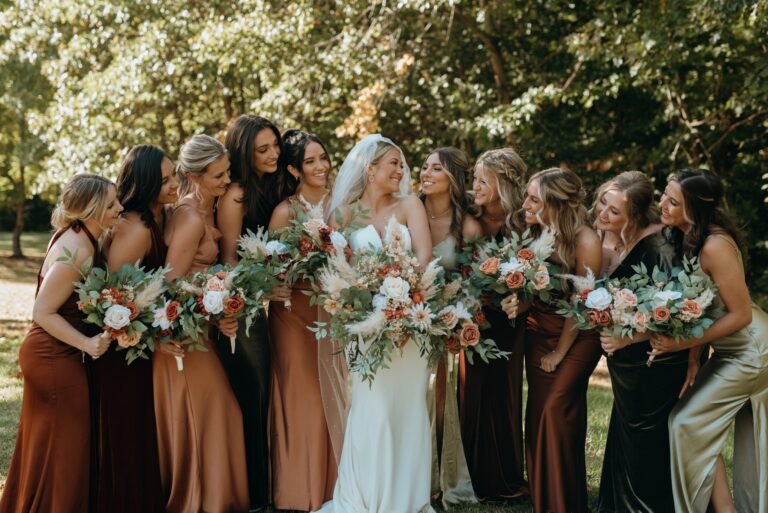 Holly Demott Photography 768x513