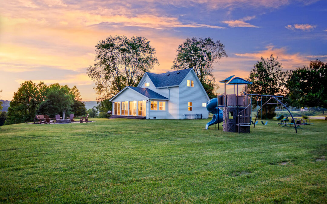 Escape to Blessings Farmhouse: Your Dream Getaway in Brown County