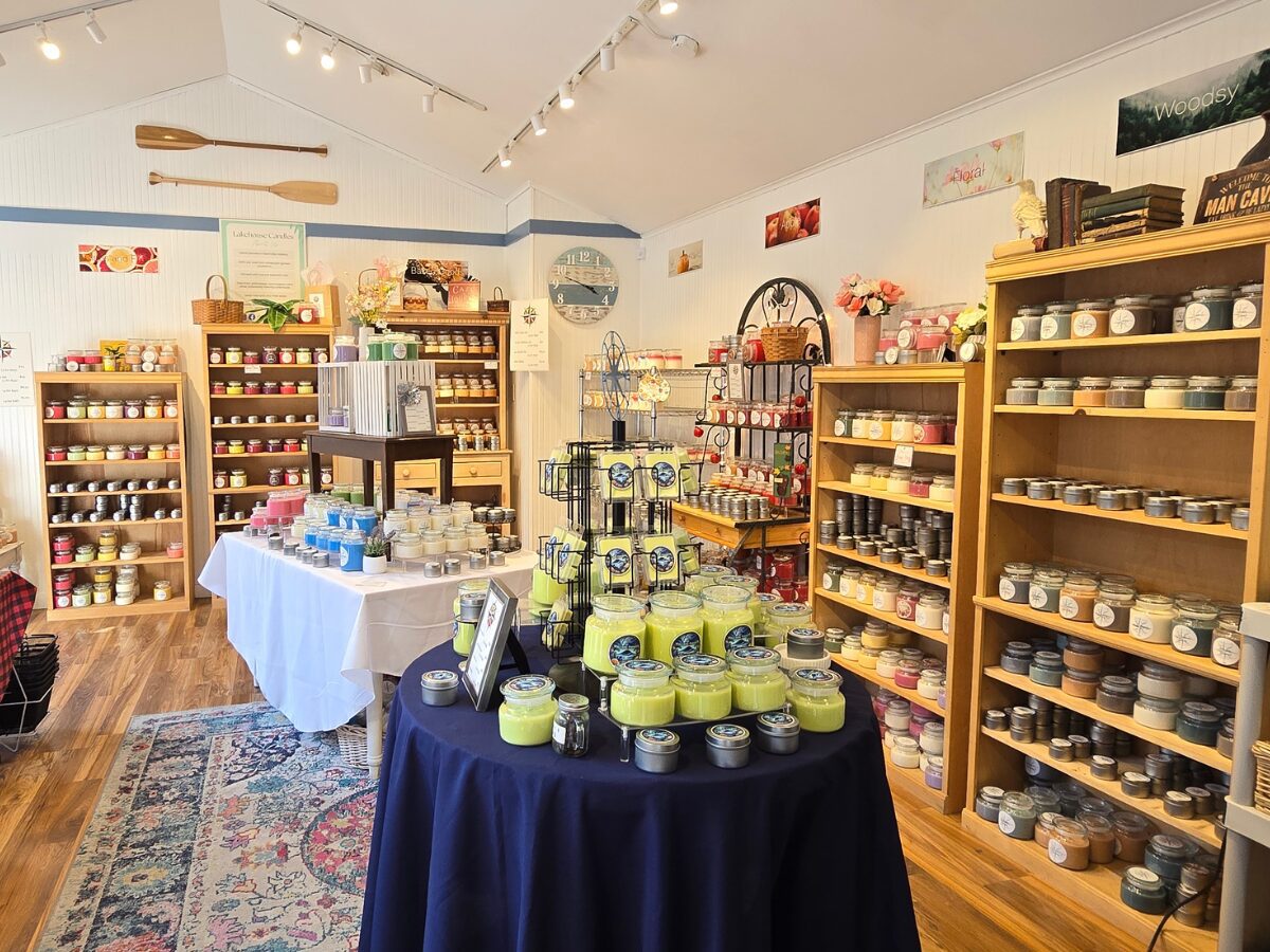 Mother’s Day Candle Pouring Experience