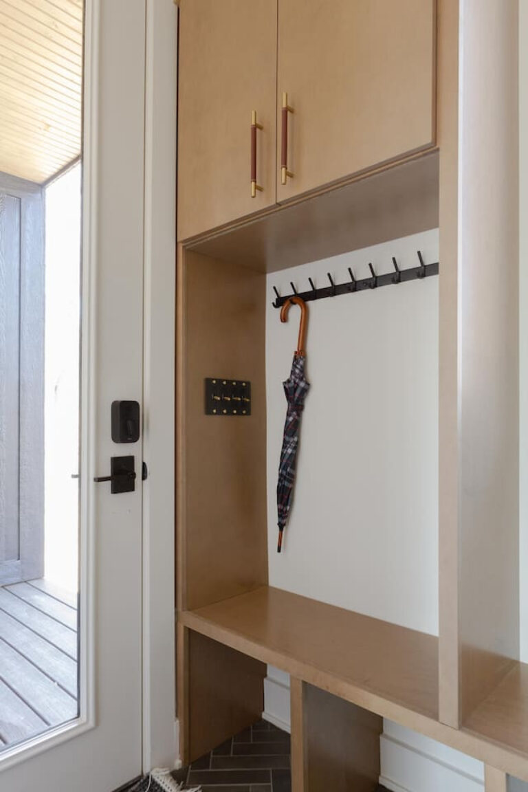 151442 390528 iWjU4YDT3wph0T0UFO4VEqGfczFQ0 caFR0ajuUJzuA 6822ac6424247 768x1152