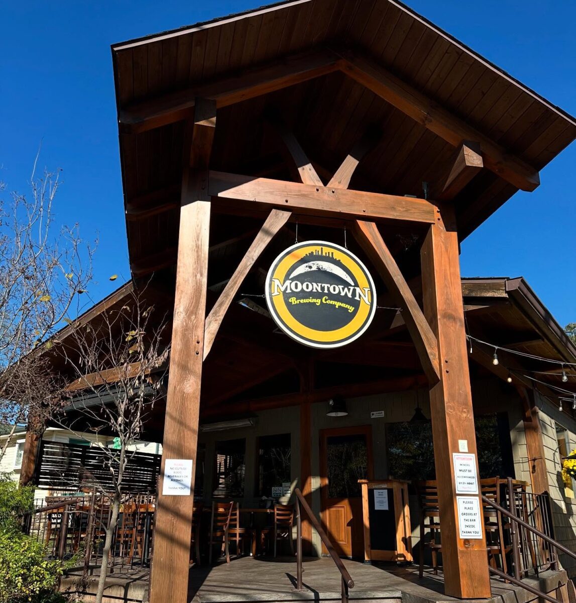 Easter Brunch at Moontown