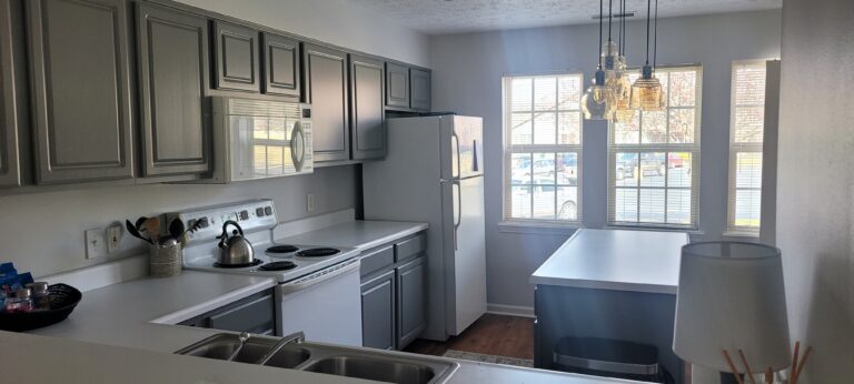 206 kitchen 768x346