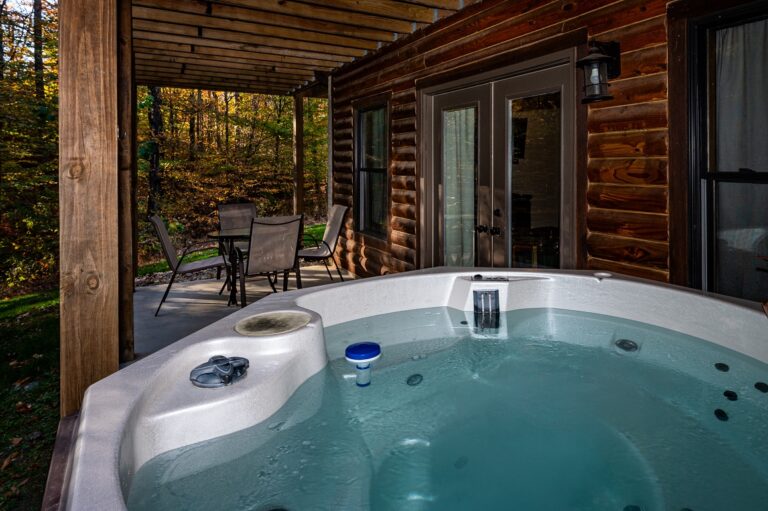 HOB  3 Irish Sons  photography by Steve Cale 67308F7B 768x511