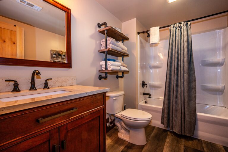 HOB  3 Irish Sons  photography by Steve Cale 6837FF82 768x511