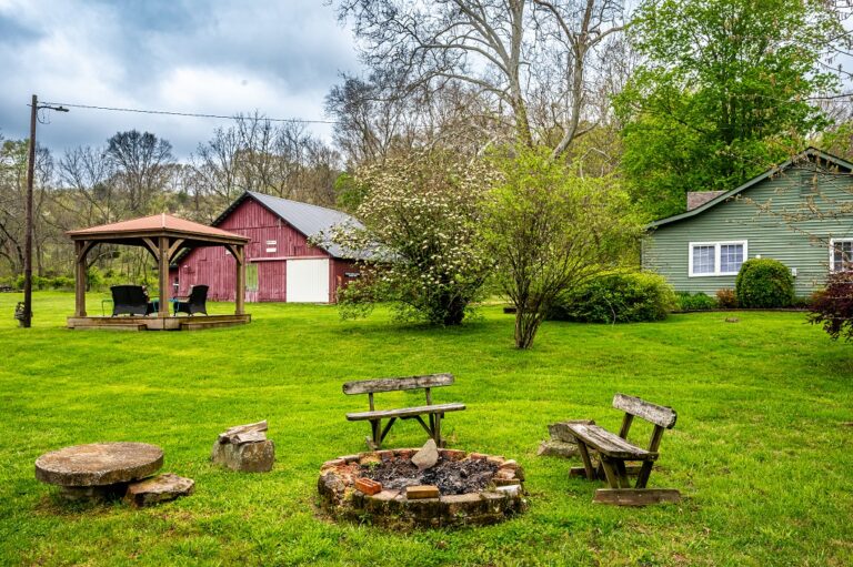 HOB  Artists Retreat  photography by Steve Cale 32528068 768x511