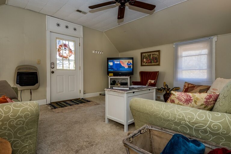 HOB  Catalpa Treehouse  photography by Steve Cale 2423F64E 768x512