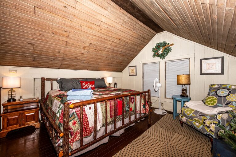 HOB  Cottage on Salt Creek  photography by Steve Cale 7197 Enhanced NRC22D 768x511