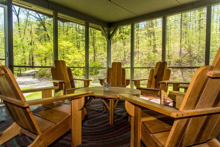 HOB  Ginleys Gulch  photography by Steve Cale 13063933 768x512