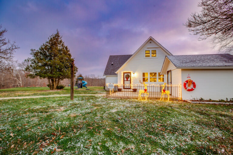 56W IMG 9895 Blessings Farmhouse 768x512