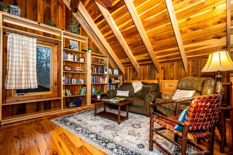 HOB  Two Dogs a Dreamin  photography by Steve Cale 82381A20 768x511