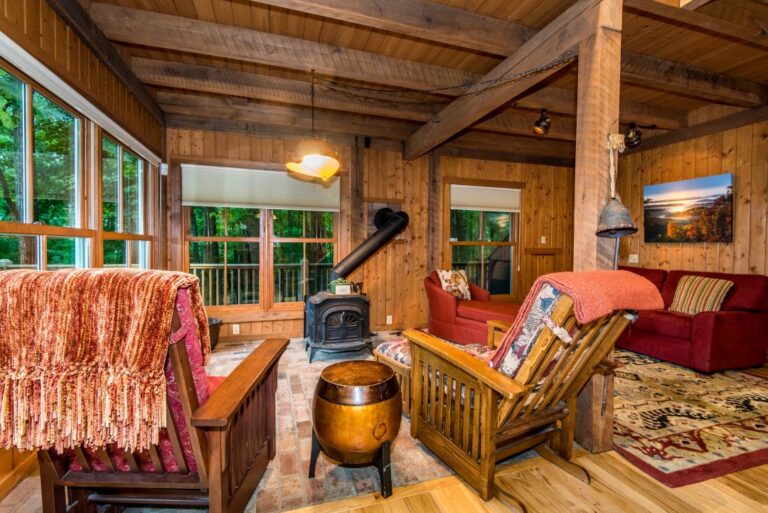 HOB  Whippoorwill Woods  photography by Steve Cale 1333FE86 768x513