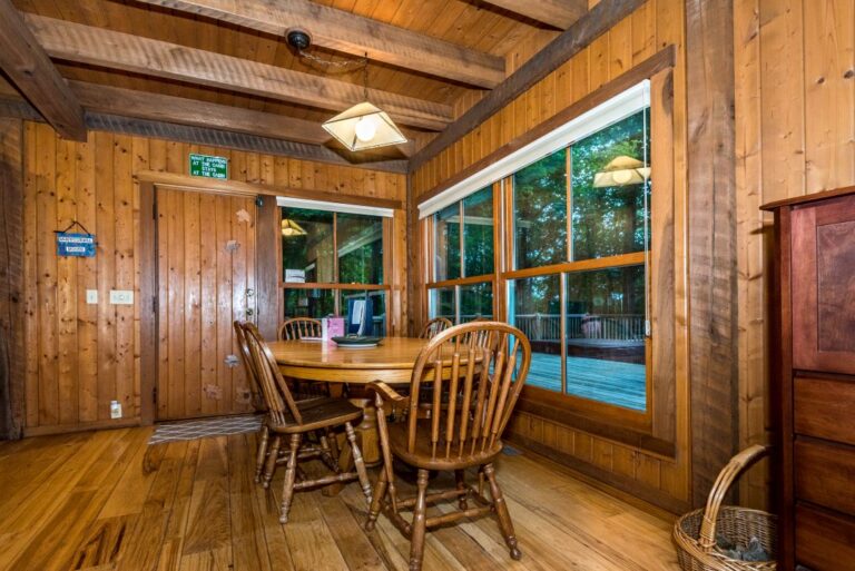 HOB  Whippoorwill Woods  photography by Steve Cale 1341115C 768x513