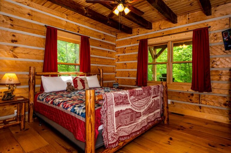 HOB  Cozy Dog Cabin  photography by Steve Cale 11130DD6 768x511