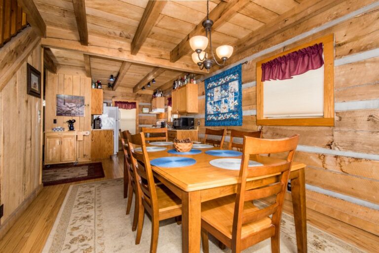 HOB  Dogwood Point Cabin  photography by Steve Cale 8527C10C 768x513