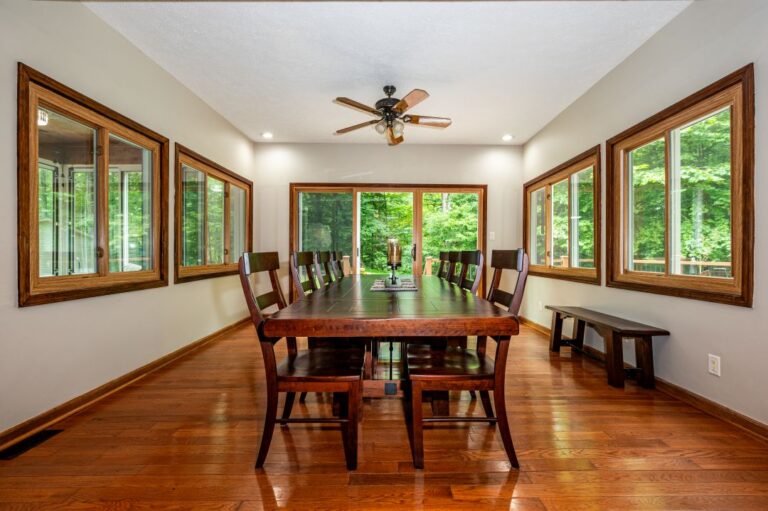 HOB  Ellison Ridge  photography by Steve Cale 621761D4 768x511